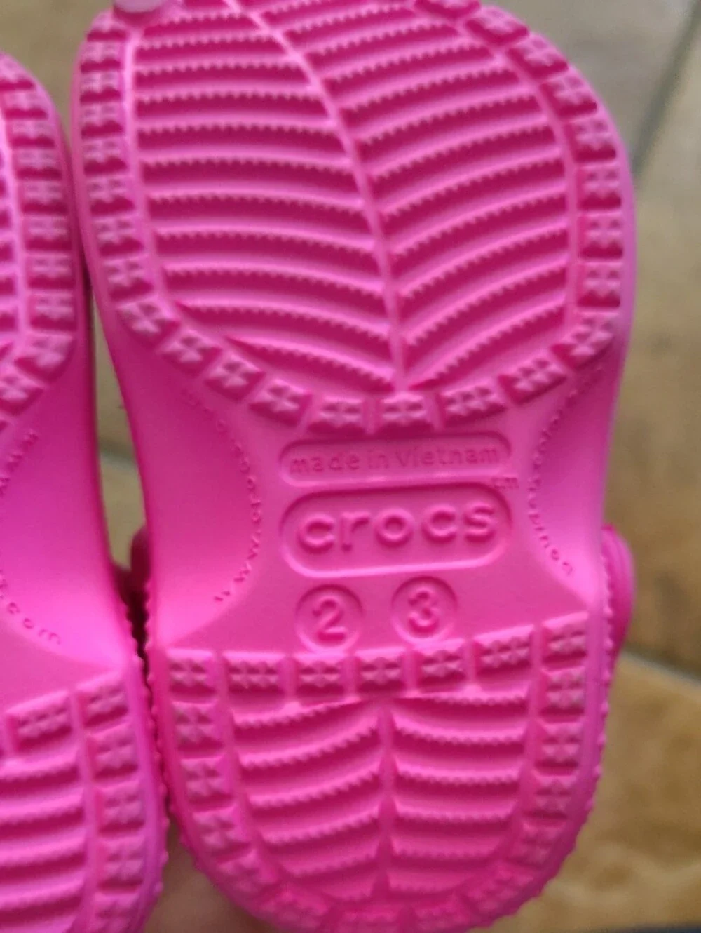 Crocs- Bright Pink For Toddler (9-12m)